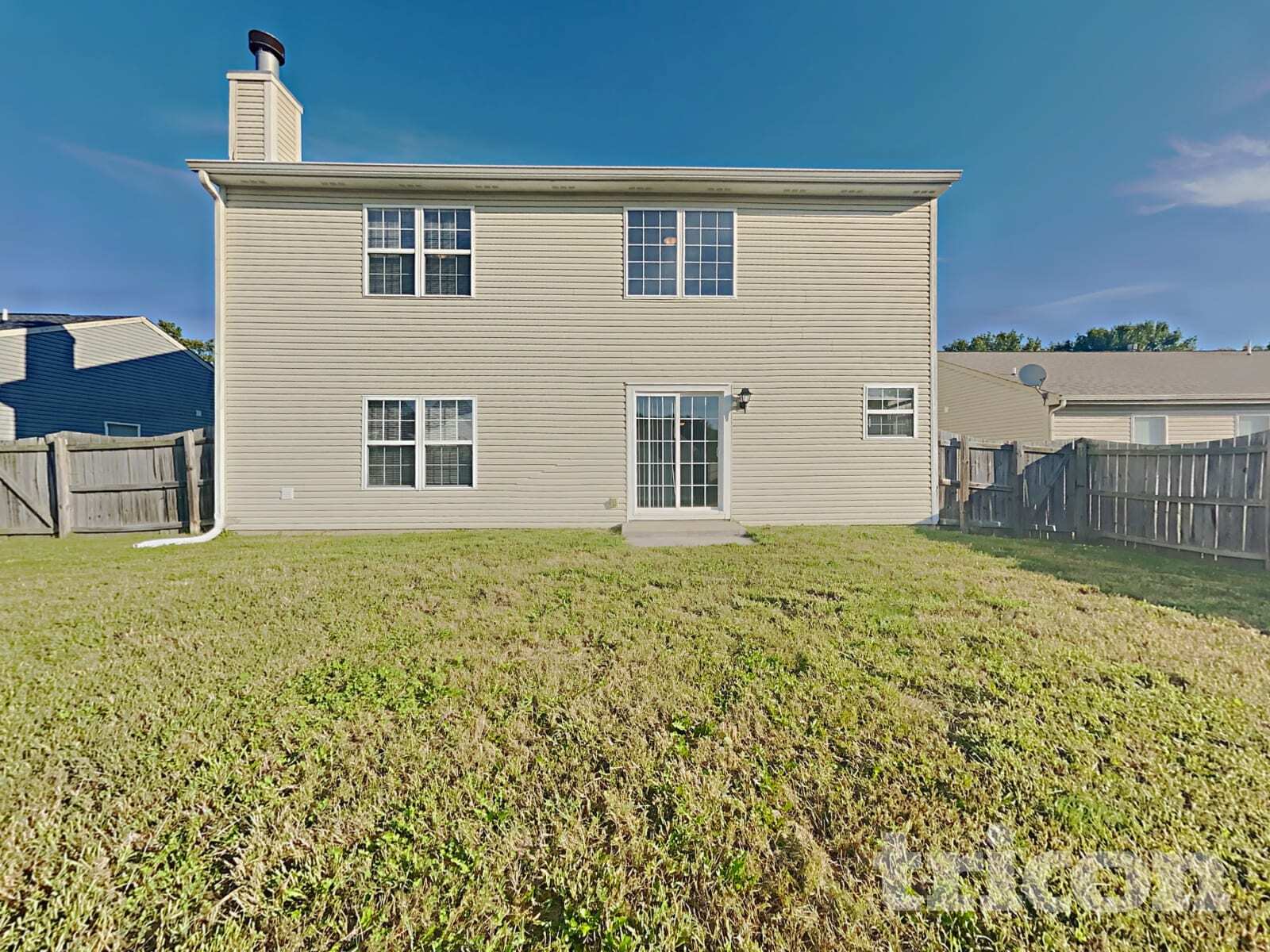 Building Photo - 1325 Yellowstone Cir