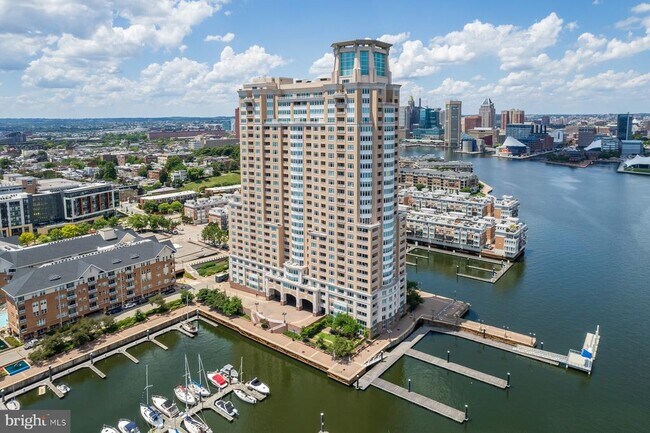 Building Photo - 100 Harborview Dr