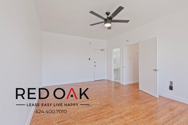 Building Photo - 409 S Alvarado St