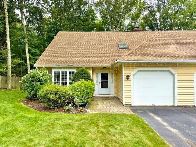 Building Photo - 25 Homeward Ln