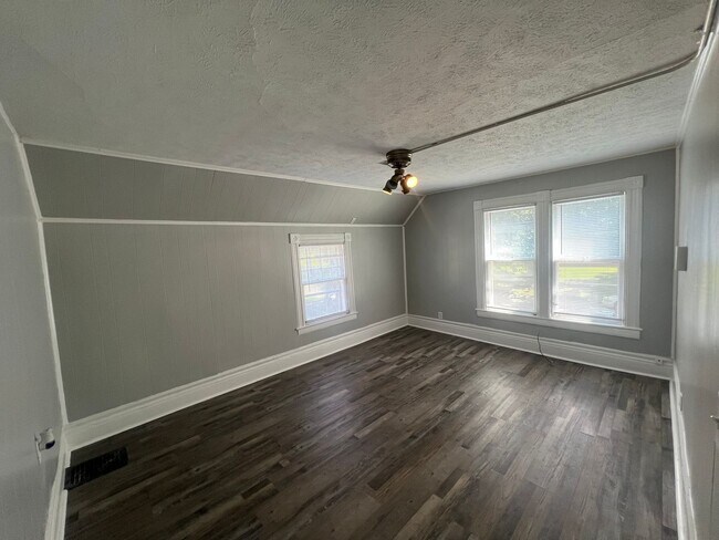 Building Photo - 2904 Q St