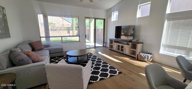 Building Photo - 3453 N Tuscany Cir