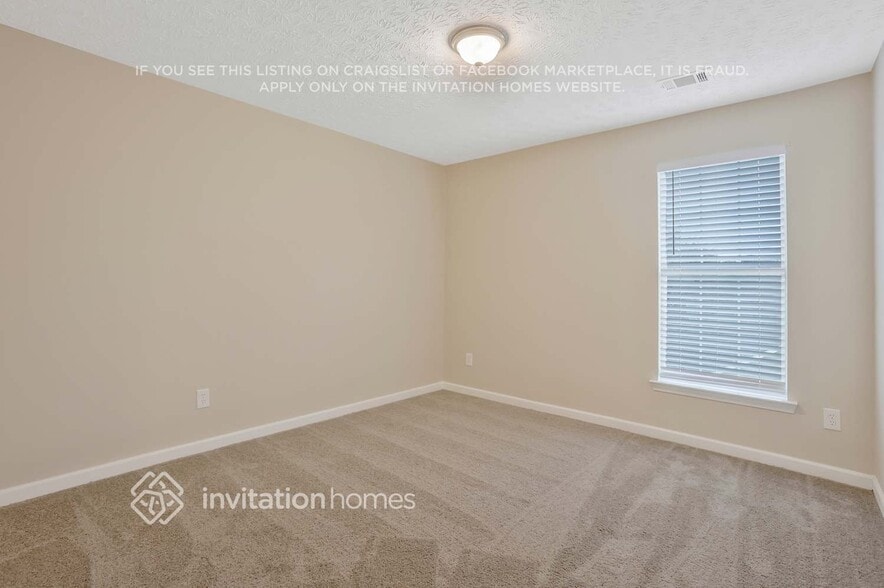 Building Photo - 5749 Cove Ln