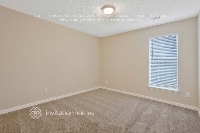 Building Photo - 5749 Cove Ln