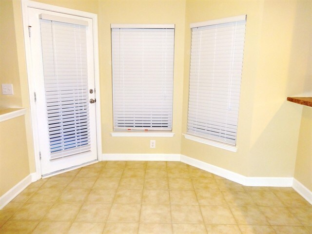 Building Photo - 4007 Braemar Ct