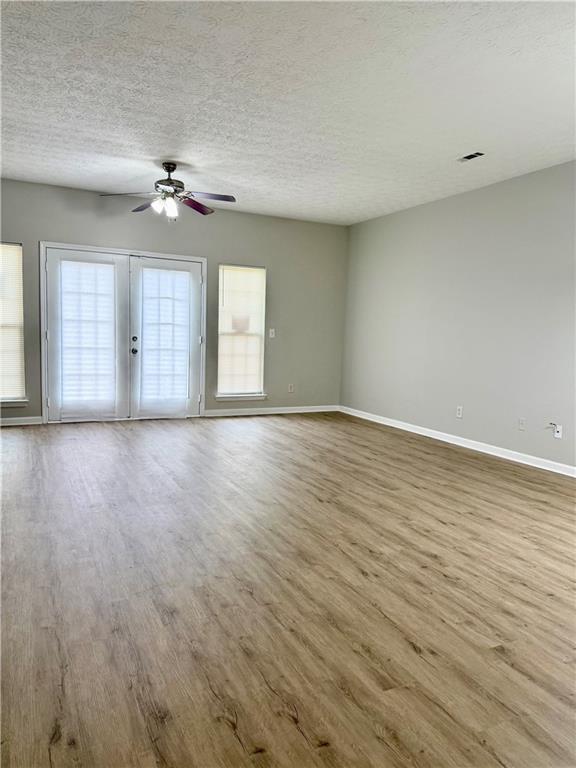 Building Photo - 4153 Park Chase Dr