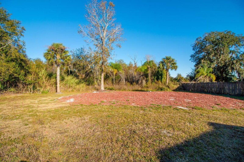 Building Photo - 1731 Grayson Dr