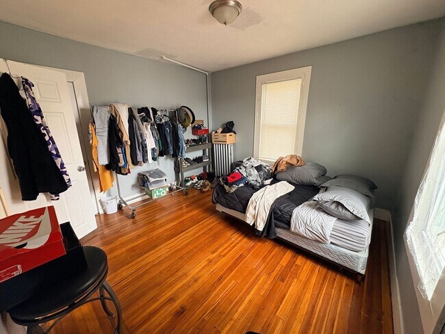 Building Photo - 38 Greenacre Square