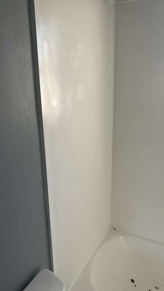 Building Photo - 201 4th St