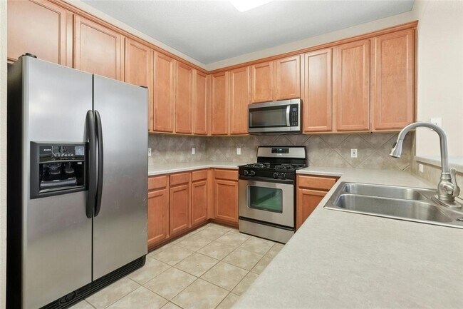 Building Photo - 1900 Scofield Ridge Pkwy