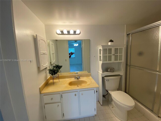 Building Photo - 13250 SW 4th Ct