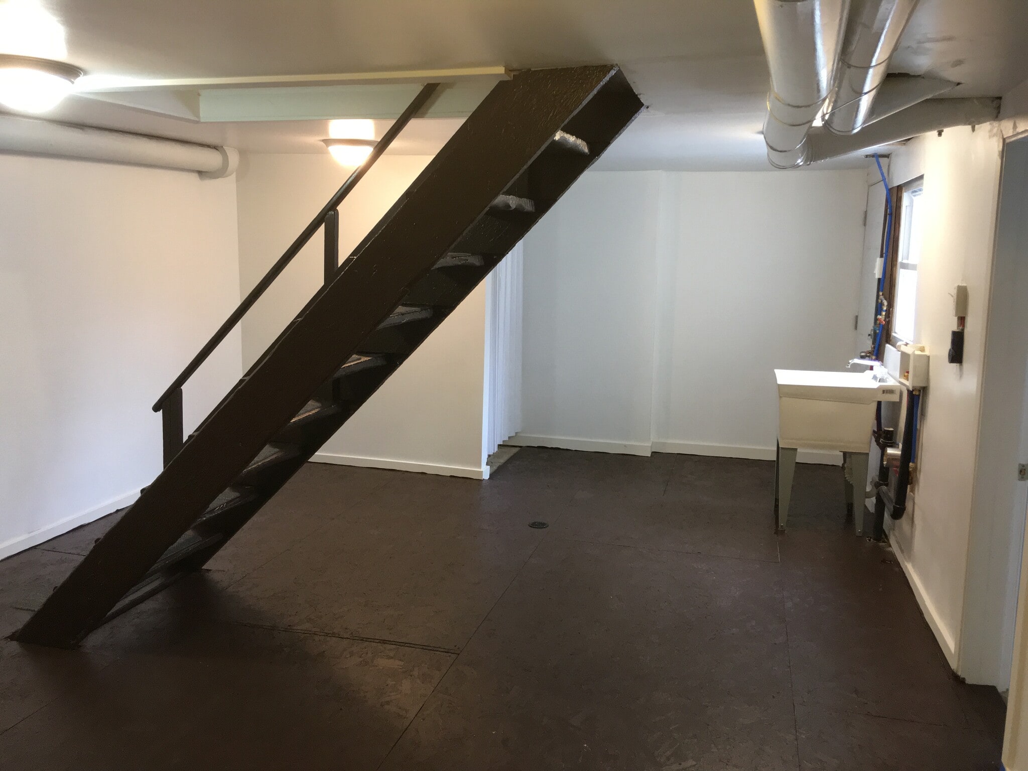 Building Photo - 4561 Mt Troy Rd