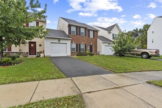 Building Photo - 338 Camerton Ln