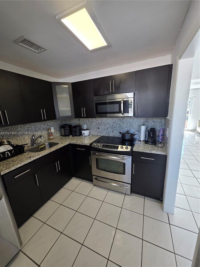 Building Photo - 1612 Jefferson Ave