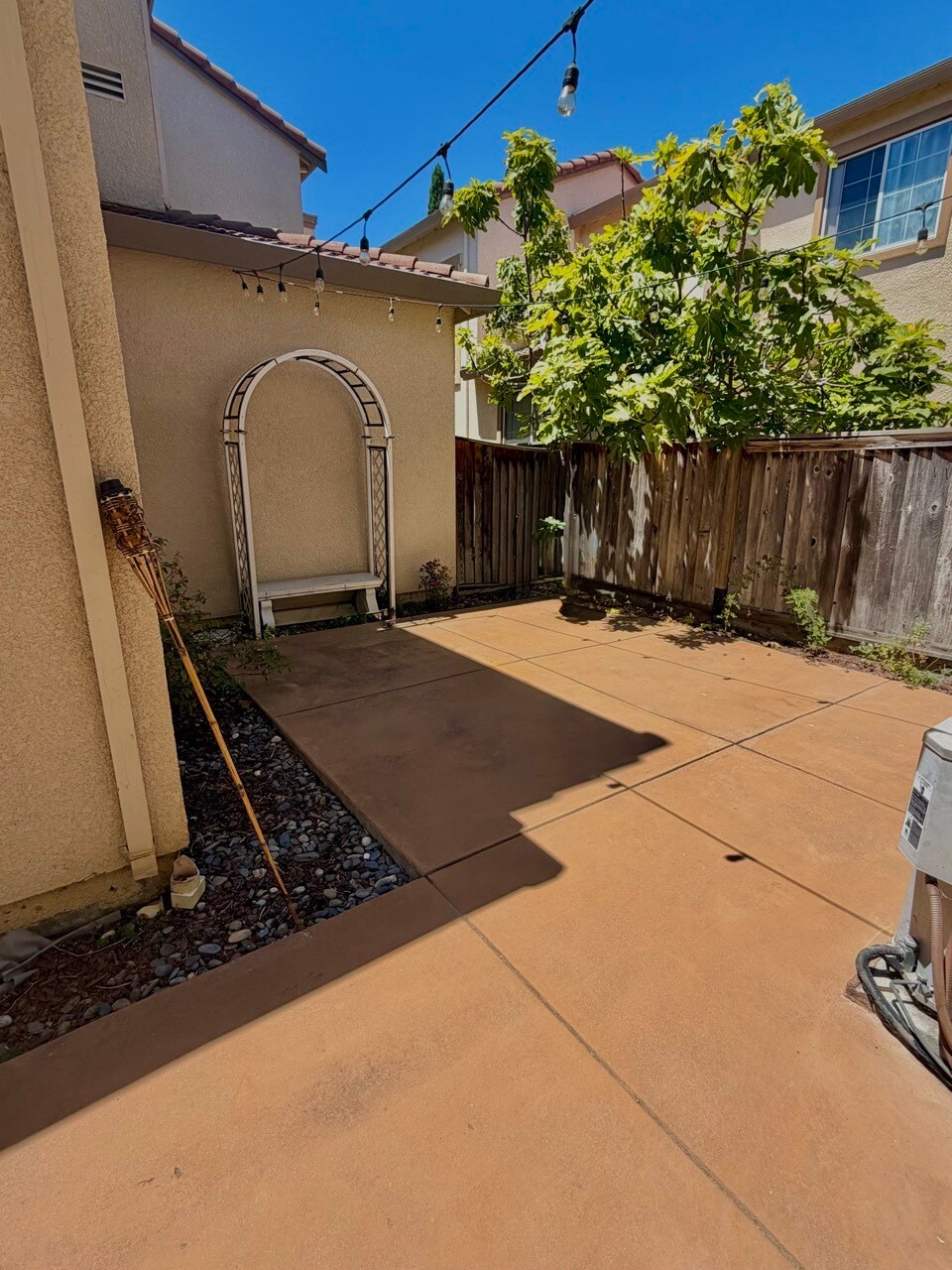 Building Photo - 4756 Cheeney St