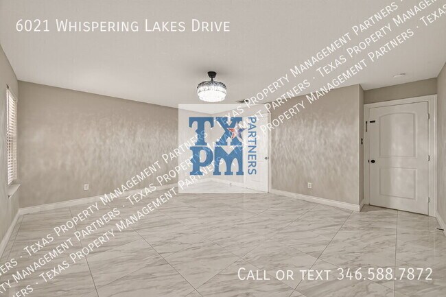 Building Photo - 6021 Whispering Lakes Dr