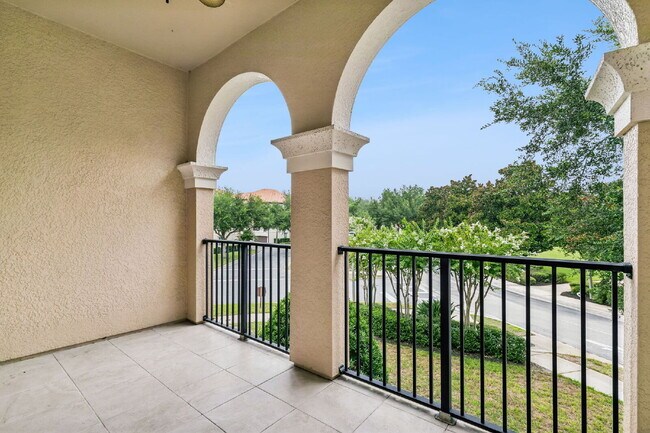 Building Photo - Your Spacious Lake Mary Home Awaits | 4BR, 3.5BA & Resort Amenities