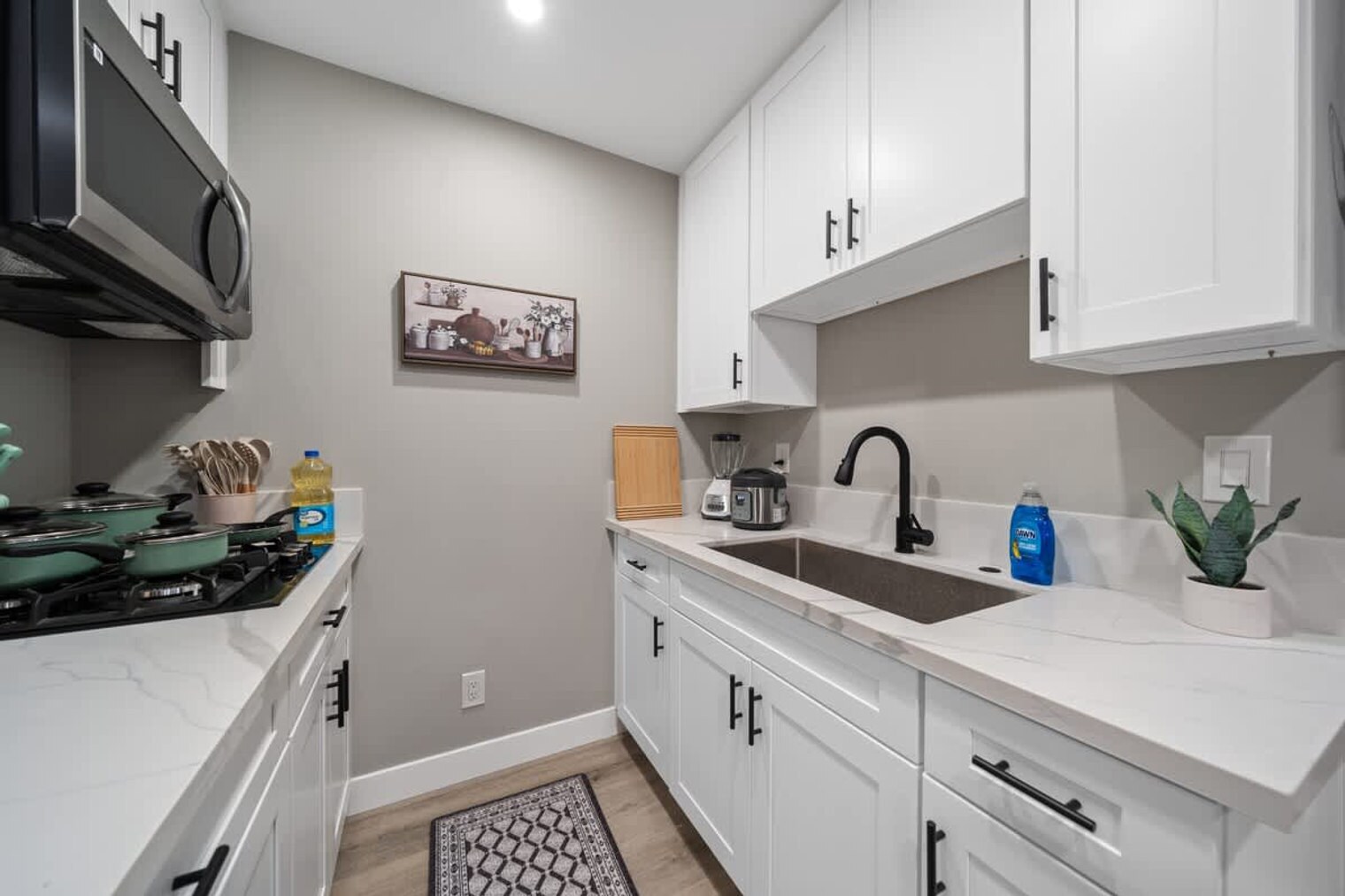 Building Photo - 9827 San Diego St