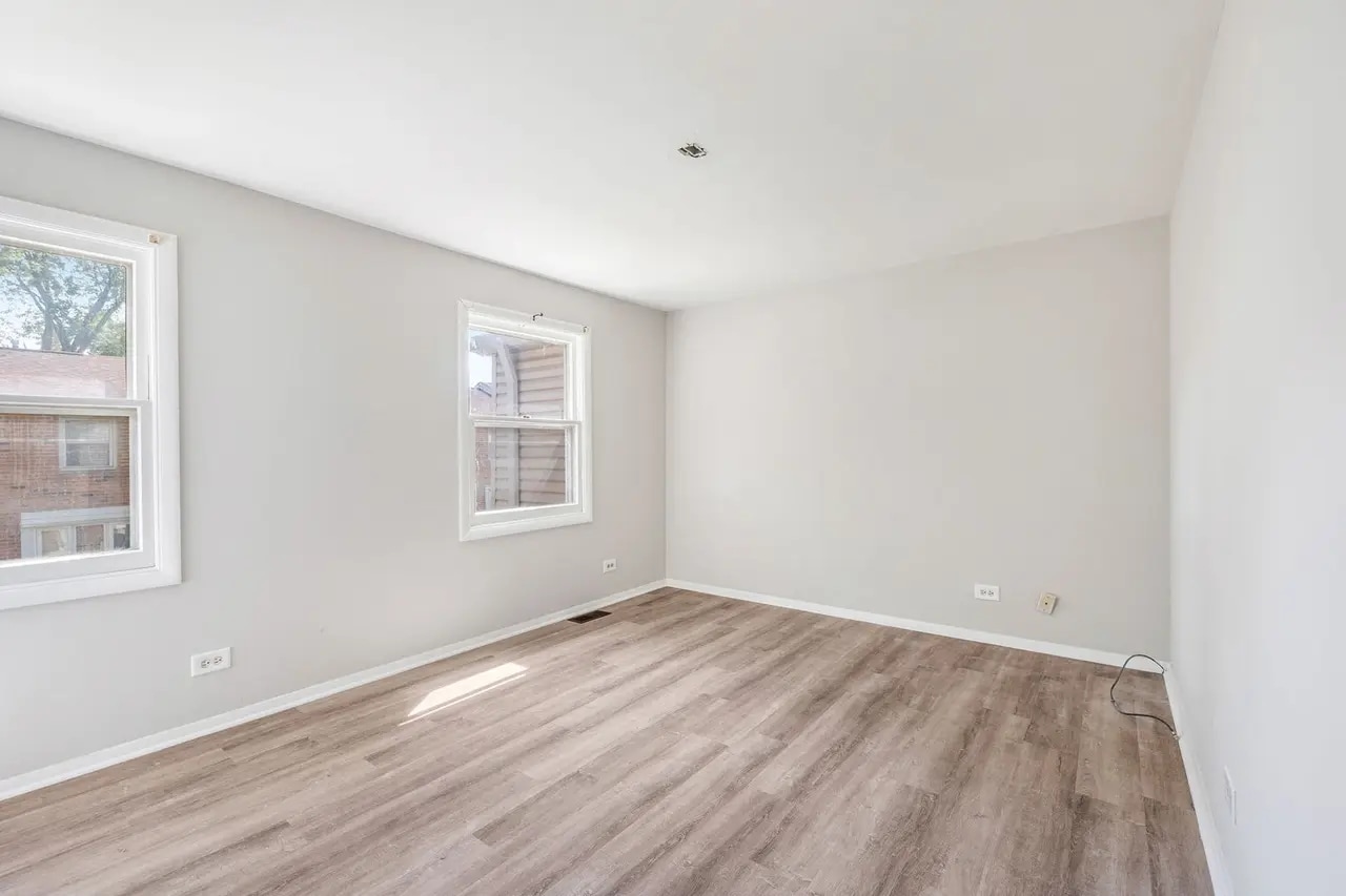 Building Photo - 3075 Kingston Ct