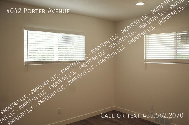 Building Photo - 4042 Porter Ave