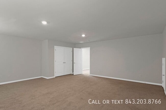 Building Photo - 148 Lagoona Dr