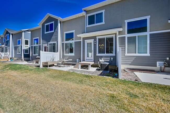 Building Photo - 1729 N 3720 W
