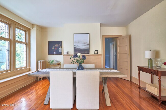 Building Photo - 28 Manning Blvd