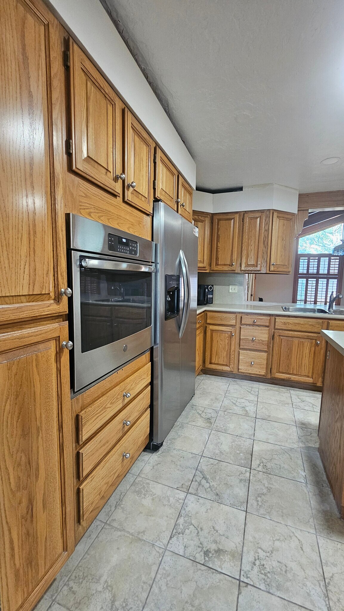Building Photo - 728 W 800 S