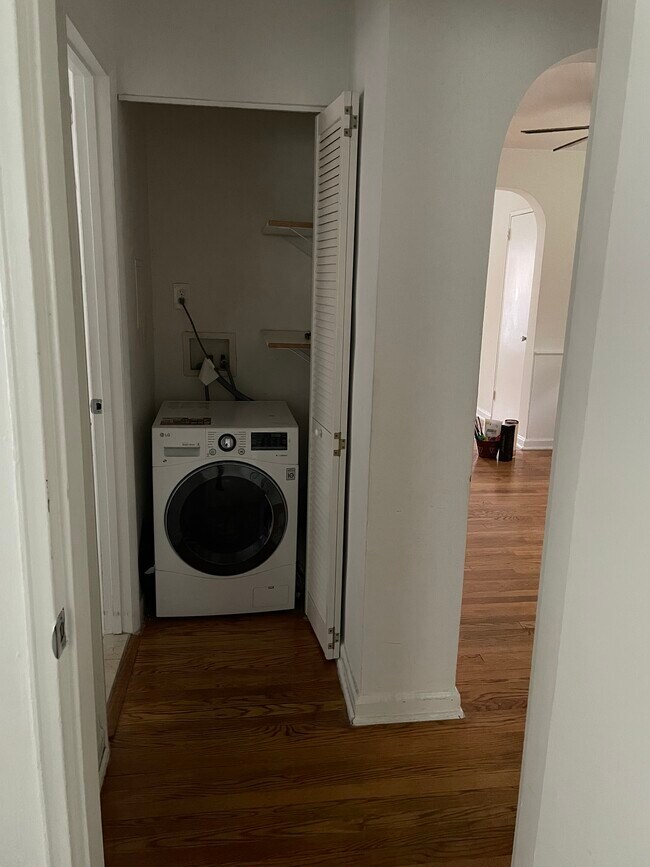 Building Photo - 2710 Fort Baker Dr SE