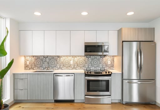 Building Photo - Stunning 2 bedroom w/rooftop deck in Beacon Hill!