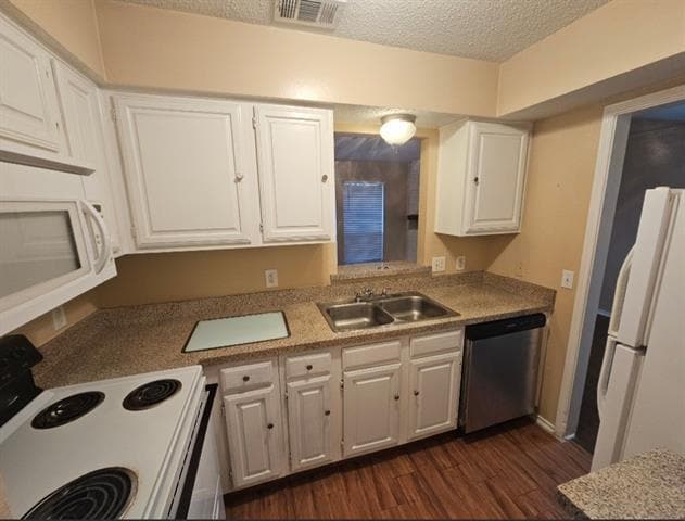 Building Photo - 1402 Darr St