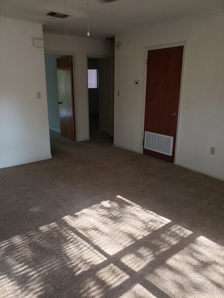 Building Photo - 50 5th St