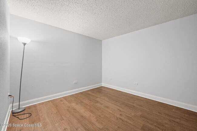 Building Photo - 1170 S Patrick Dr
