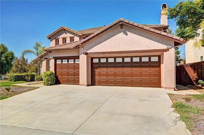 Building Photo - Beautiful, 4BD/3BA Rancho Belago Home