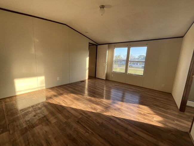 Building Photo - Charming 3-Bed, 2-Bath Retreat: Spacious 1216 Sq Ft Mobile Home in Peaceful Brazoria, TX! (COMING...