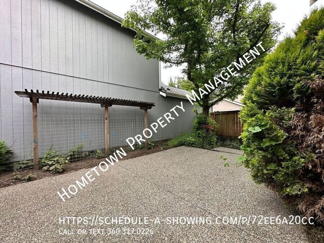 Building Photo - 8142 Westcott Ln SE