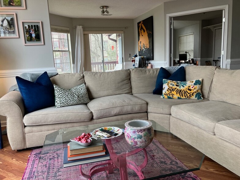 Livingroom - 709 Cypress Pointe St