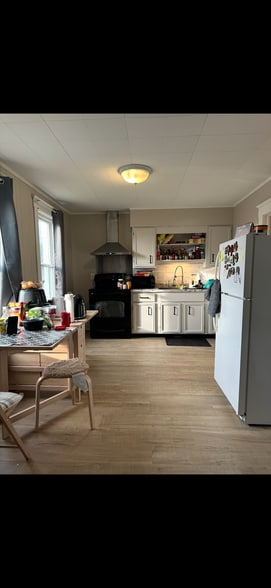 Building Photo - 87 Jackson Ave