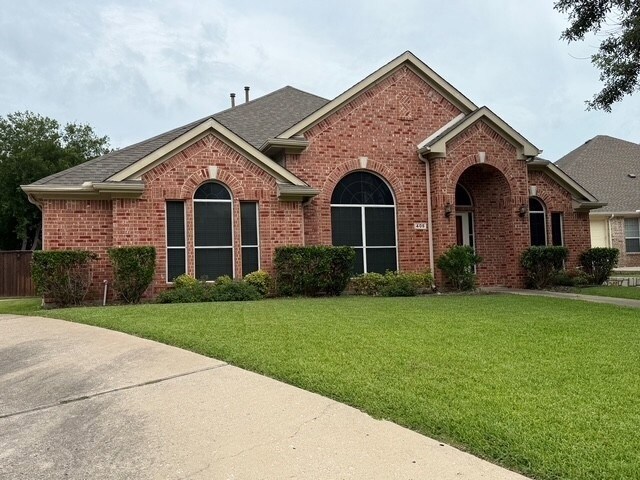 Building Photo - 405 Love Bird Ln
