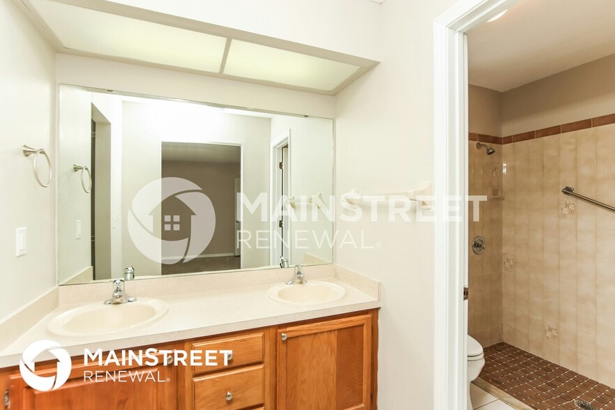 Building Photo - 608 Helicon Terrace