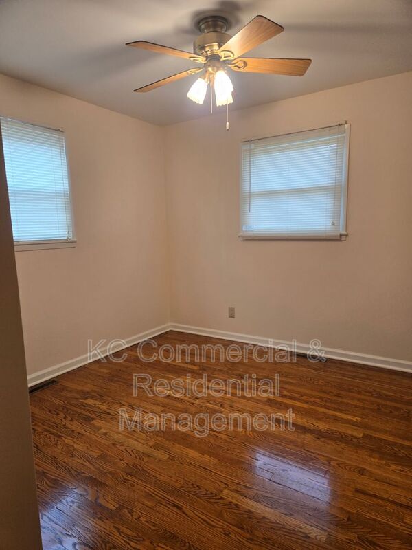 Building Photo - 11508 E 51 St S