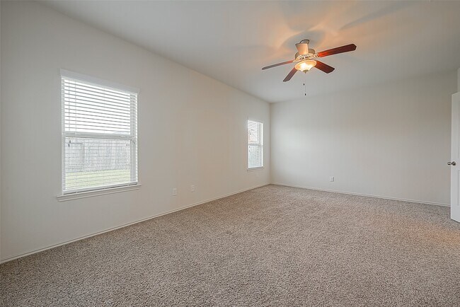 Building Photo - 4014 Teramo Ln