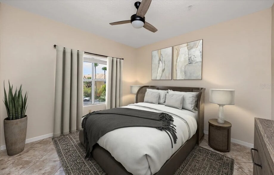 Building Photo - 10764 70th Ave