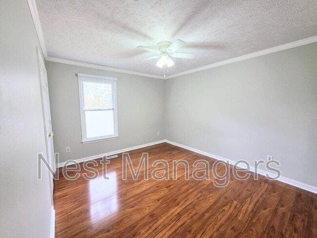 Building Photo - 7320 Avila Dr