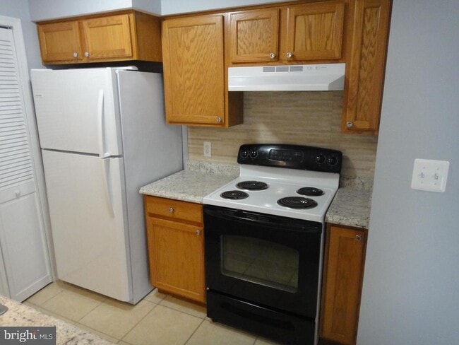 Building Photo - 307 Lucas Ln