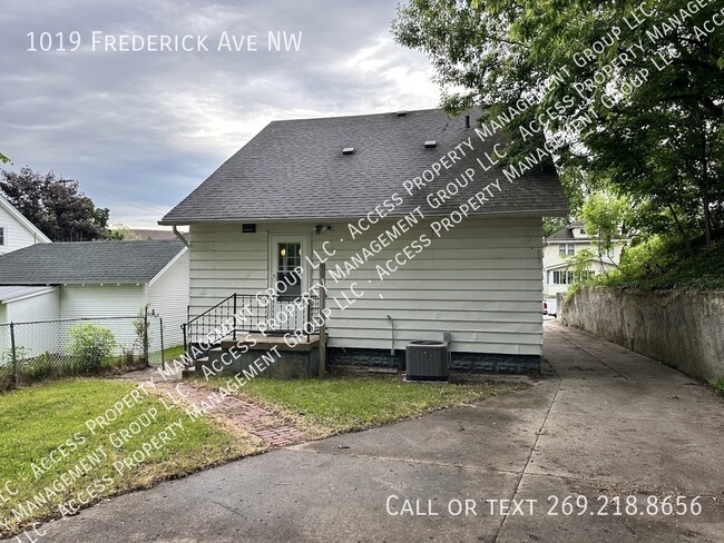Building Photo - 1019 Frederick Ave NW