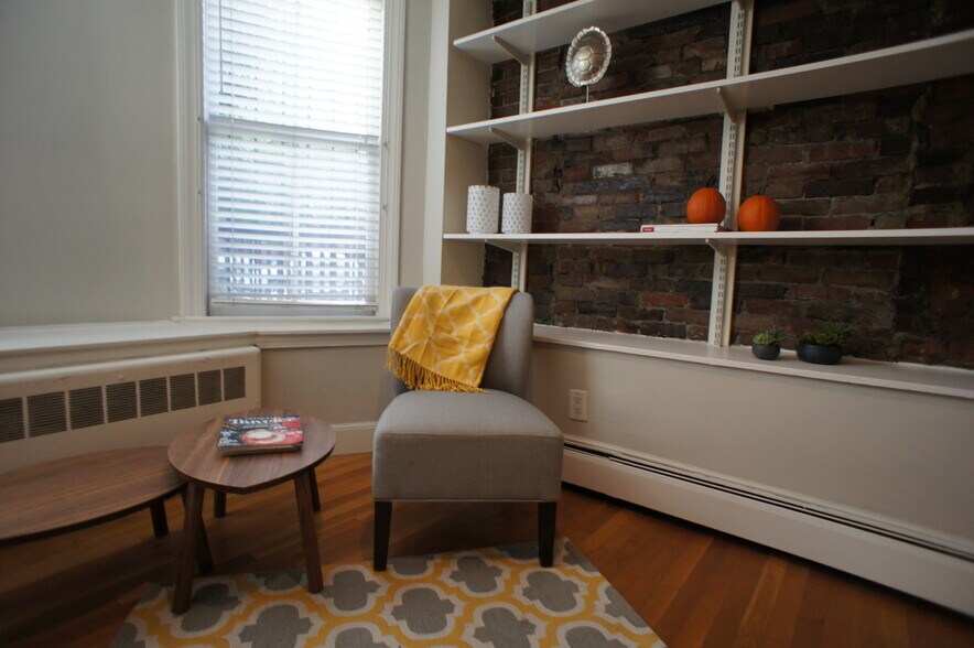 Building Photo - 65 Dartmouth St