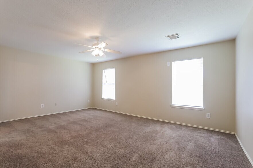 Building Photo - 3306 Coldwater Canyon Ln