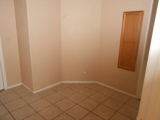Building Photo - Beautiful 3 Bedroom home in Henderson