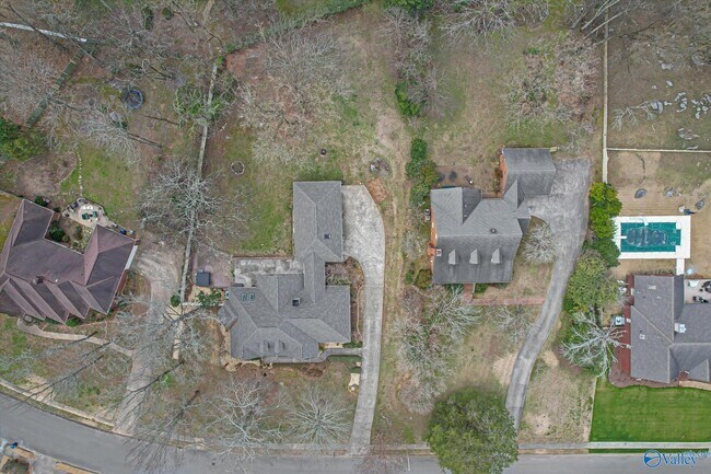 Building Photo - 4818 SE Cv Crk Dr